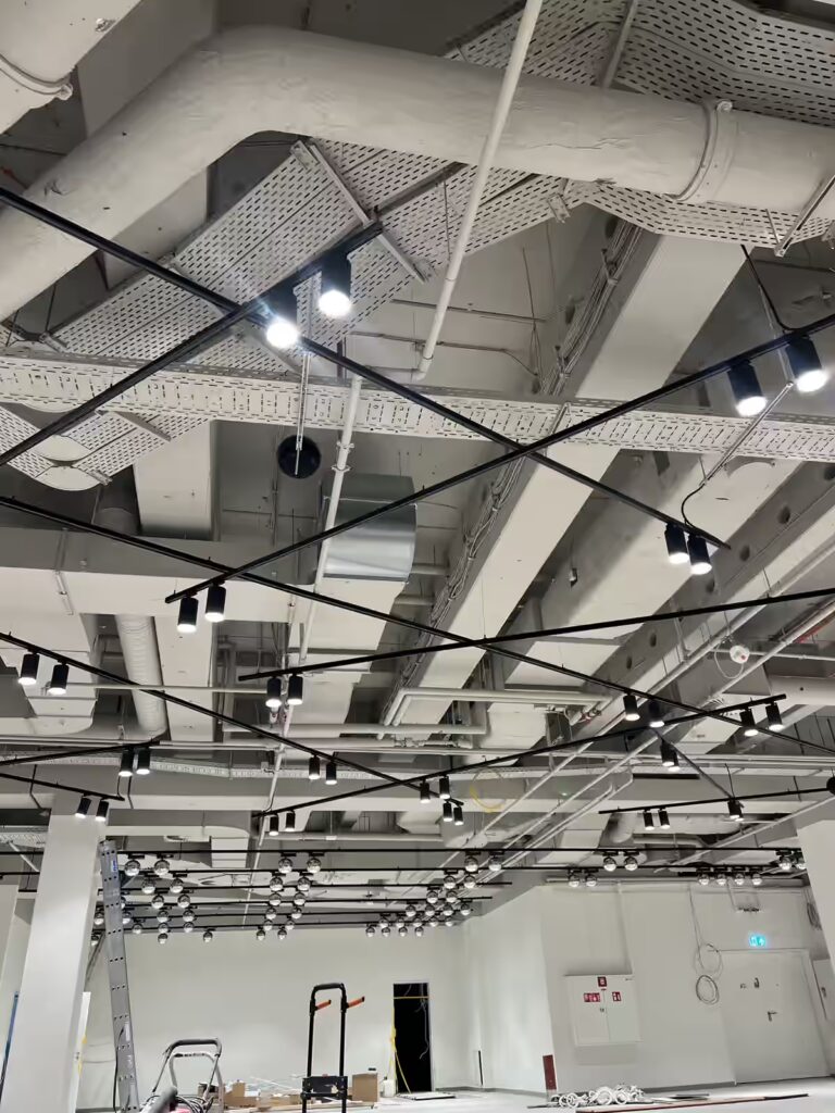 New Yorker Plauen - elektroinstalacia predajne - foto 4